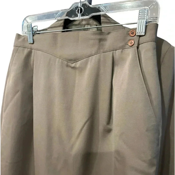 Christian Dior 100%wool khaki green skirt sets (2pcs) size 14 - Picture 11 of 13